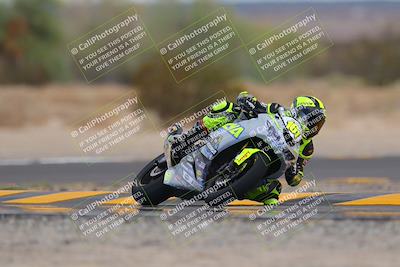 media/Sep-11-2022-SoCal Trackdays (Sun) [[81b7e951af]]/Turn 7 (1145am)/